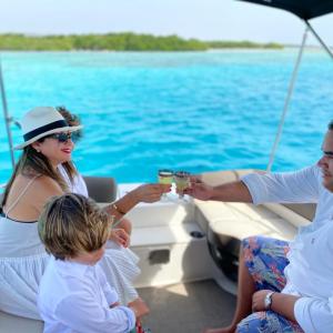 Private Boat Charters in Aruba
