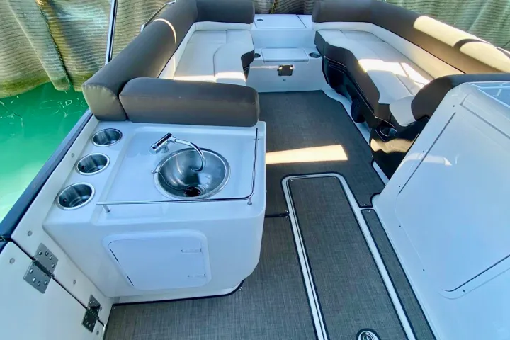 Private Boat Charters in Aruba